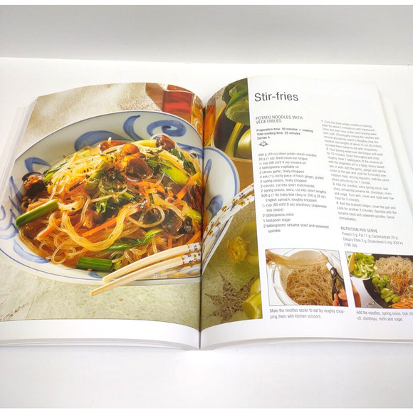 The Complete Cookbook: Vegetarian: Tasty Recipes for Every Day by Helen Aitken - Picture 5 of 11